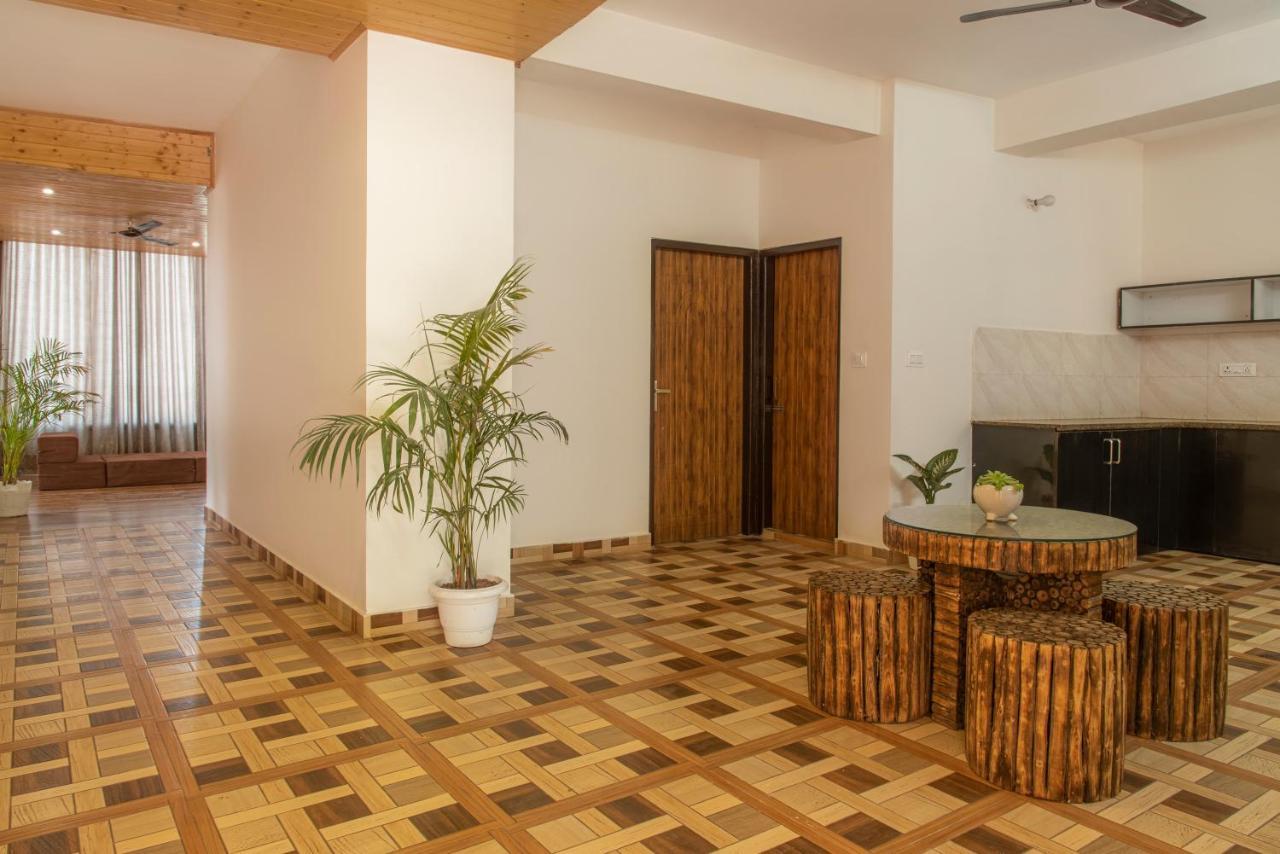 Valley View Apartments Kasauli Εξωτερικό φωτογραφία
