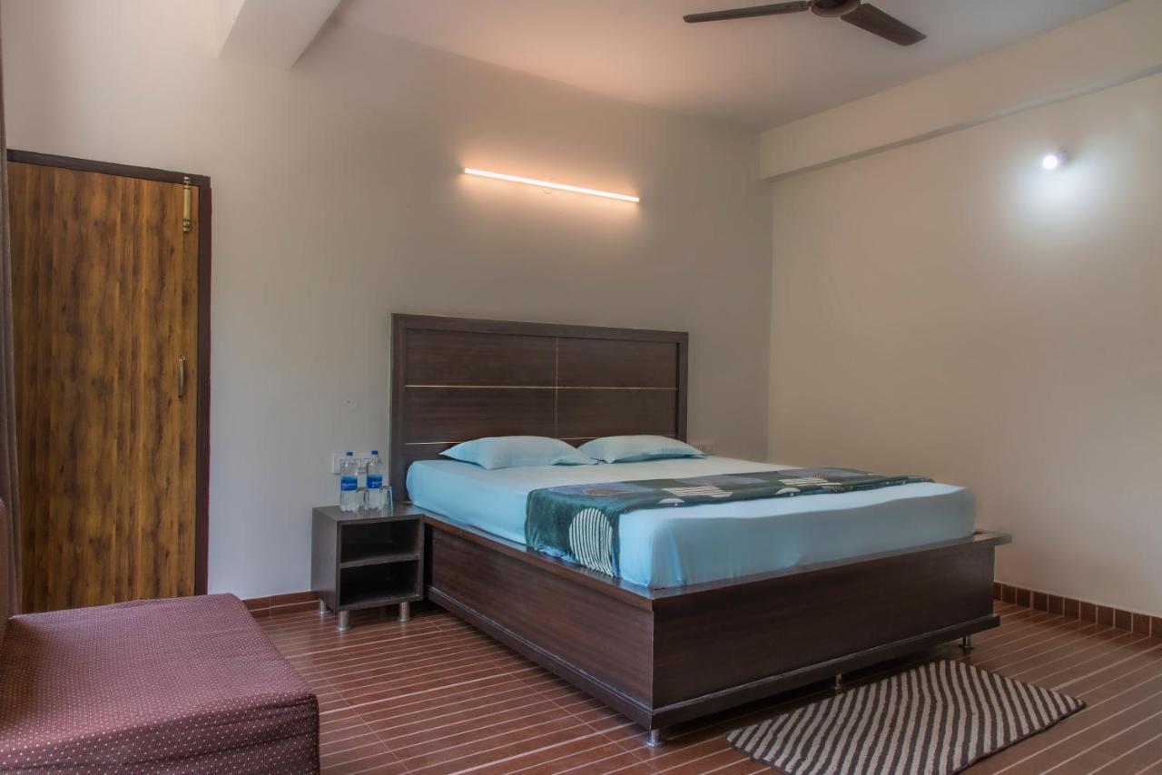 Valley View Apartments Kasauli Εξωτερικό φωτογραφία