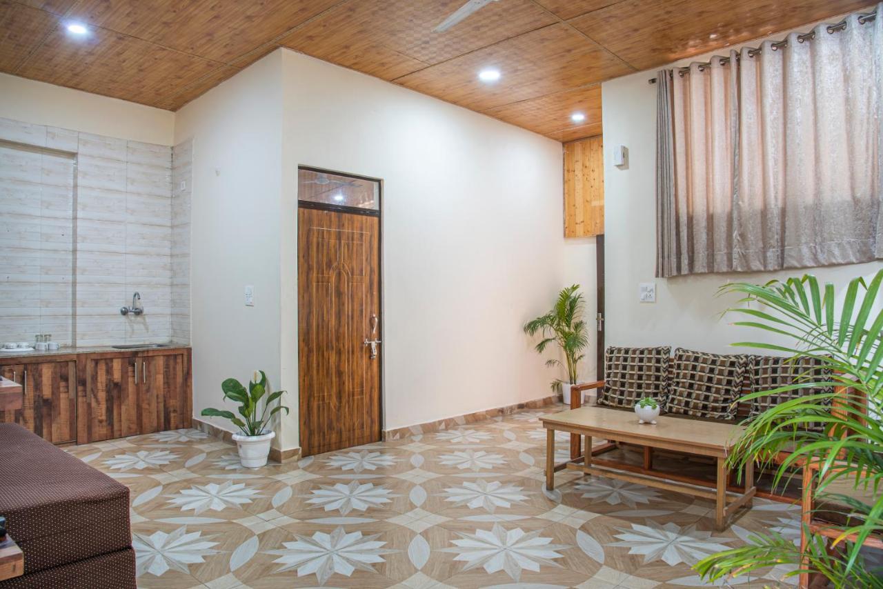 Valley View Apartments Kasauli Εξωτερικό φωτογραφία